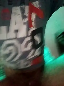 Snapshot of BicolourJazz chatting on November 2025 04:00:01 PM BicolourJazz online show from November 2025 04:00:01 PM