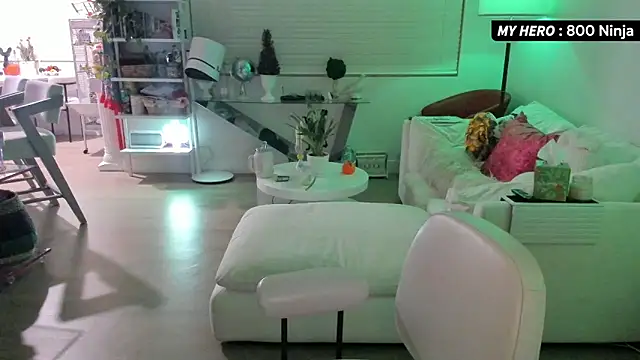 Vesaaa online show from November 2025 05:22:01 AM