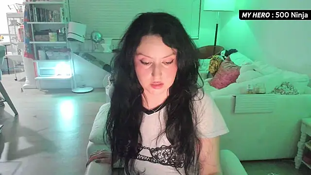 Snapshot of Vesaaa chatting on October 2025 05:39:01 AM Vesaaa online show from October 2025 05:39:01 AM