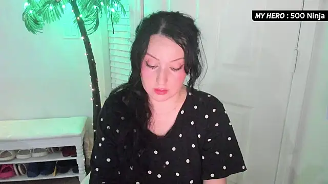 Snapshot of Vesaaa chatting on October 2025 03:52:01 AM Vesaaa online show from October 2025 03:52:01 AM