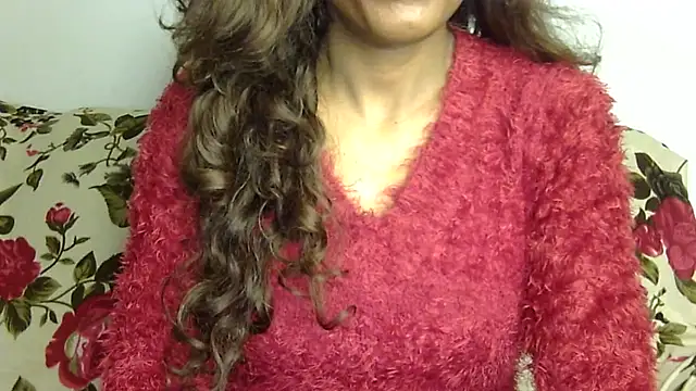 Indian-Squirt online show from November 2025 04:44:02 PM