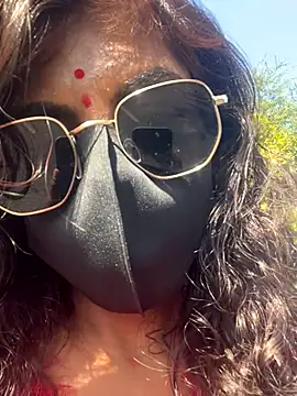 Indian-Squirt online show from December 2025 08:19:02 AM