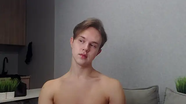 MartinMendez online show from November 2025 08:29:02 AM