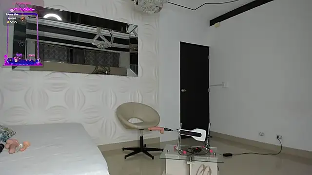 Snapshot of Lissa_Brow chatting on September 2025 03:17:02 AM Lissa Brow online show from September 2025 03:17:02 AM