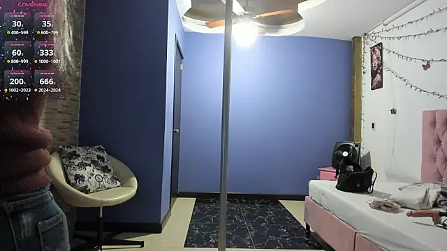 Snapshot of Lissa_Brow chatting on March 2025 02:19:01 AM Lissa Brow online show from March 2025 02:19:01 AM