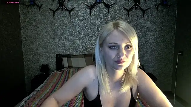 annagreeneyess online show from April 2026 02:21:01 PM
