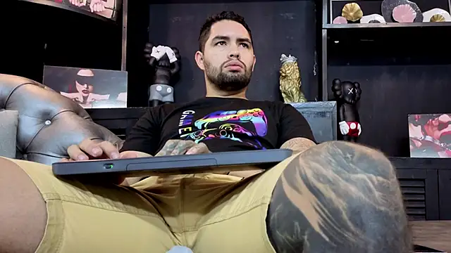 matteosantos online show from November 2025 10:20:01 AM