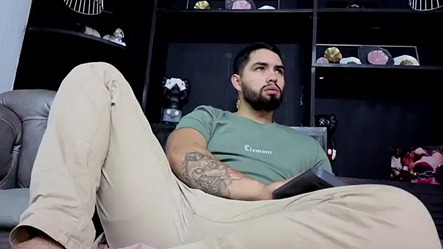 Snapshot of matteosantos chatting on February 2026 12:11:01 PM matteosantos online show from February 2026 12:11:01 PM