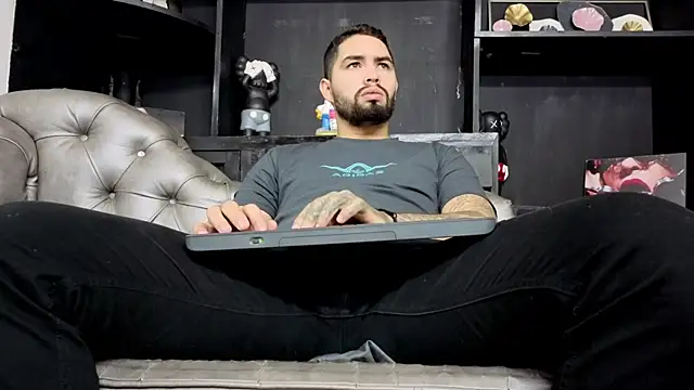 Snapshot of matteosantos chatting on January 2026 11:47:01 AM matteosantos online show from January 2026 11:47:01 AM