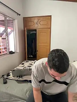 Snapshot of matteosantos chatting on February 2026 04:26:01 PM matteosantos online show from February 2026 04:26:01 PM