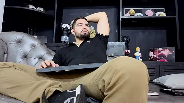 Snapshot of matteosantos chatting on January 2026 12:01:01 PM matteosantos online show from January 2026 12:01:01 PM