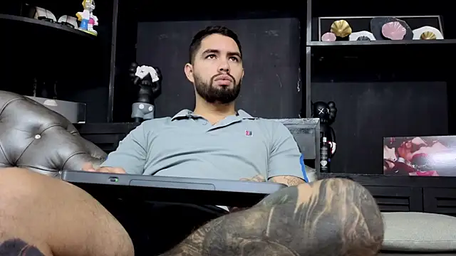 Snapshot of matteosantos chatting on March 2026 11:48:02 AM matteosantos online show from March 2026 11:48:02 AM