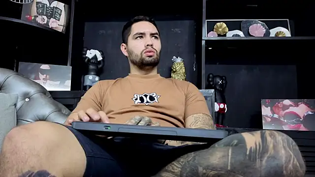 matteosantos online show from November 2025 11:36:02 AM