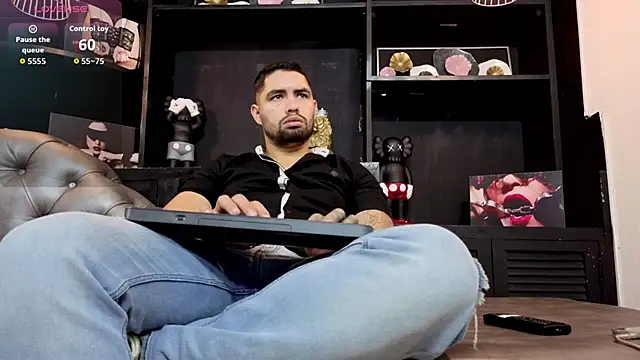 matteosantos online show from November 2025 11:48:01 AM