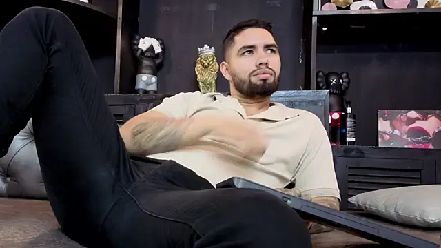 Snapshot of matteosantos chatting on March 2026 01:51:01 PM matteosantos online show from March 2026 01:51:01 PM