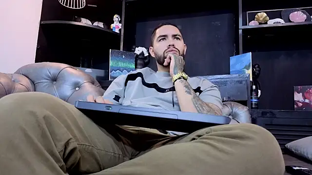 Snapshot of matteosantos chatting on March 2026 11:31:01 AM matteosantos online show from March 2026 11:31:01 AM