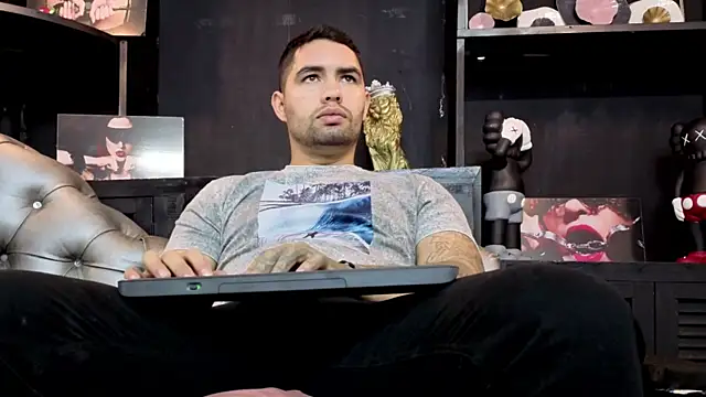 matteosantos online show from October 2025 11:31:02 AM