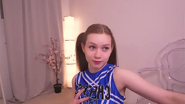 Snapshot of Sheila_Bless chatting on November 2025 06:30:02 PM Sheila Bless online show from November 2025 06:30:02 PM