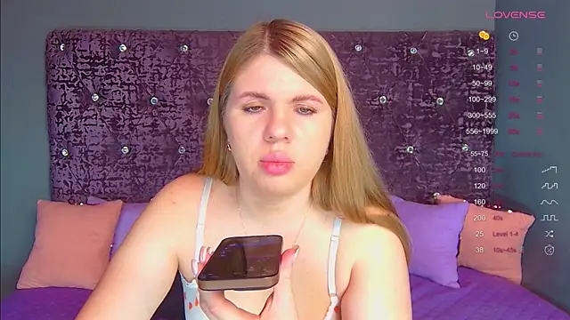 NoraBigAss online show from December 2025 01:37:01 AM