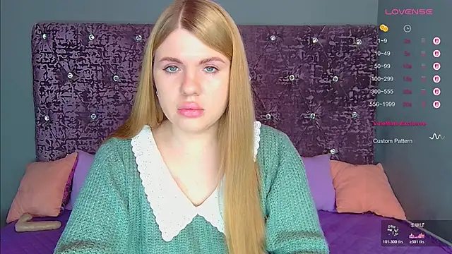 NoraBigAss online show from December 2025 01:50:01 AM