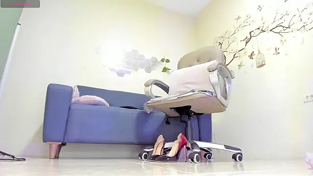 beatziedreams online show from April 2026 01:15:01 PM