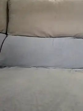 LoGaNfree88 online show from April 2026 03:46:01 PM