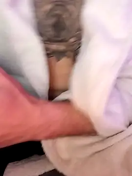 LoGaNfree88 online show from January 2026 01:56:02 AM