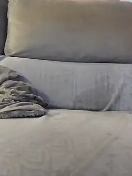 LoGaNfree88 online show from January 2026 10:57:02 PM