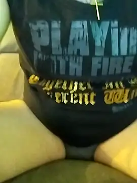 LoGaNfree88 online show from September 2025 12:47:02 AM