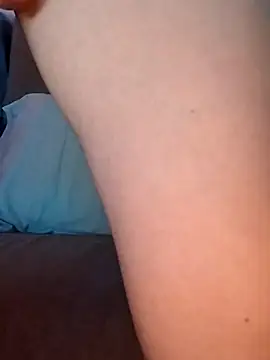 LoGaNfree88 online show from September 2025 04:44:01 AM