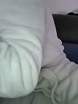 LoGaNfree88 online show from March 2026 01:35:02 AM