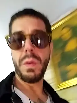 LoGaNfree88 online show from November 2025 08:51:02 AM