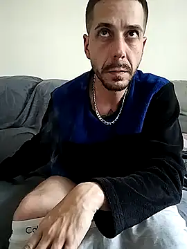 LoGaNfree88 online show from February 2025 01:11:02 PM