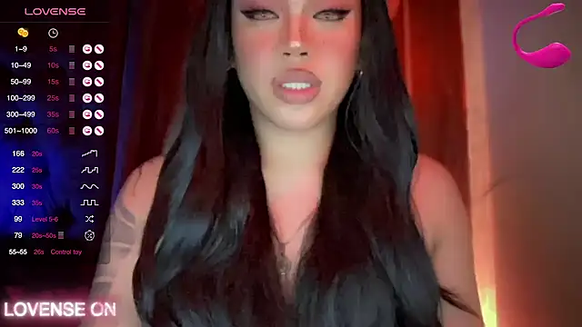 Snapshot of madam_agnes1 chatting on November 2025 11:21:02 PM madam agnes1 online show from November 2025 11:21:02 PM