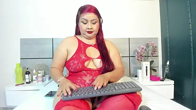 EmmaSmith2 online show from April 2026 02:50:02 AM