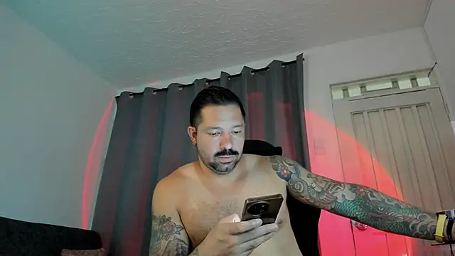 Pierre Vidal online show from November 2025 12:49:02 AM