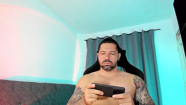 Snapshot of Pierre_Vidal chatting on May 2026 02:49:02 AM Pierre Vidal online show from May 2026 02:49:02 AM