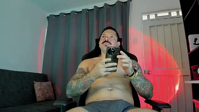 Pierre Vidal online show from November 2025 08:42:02 PM