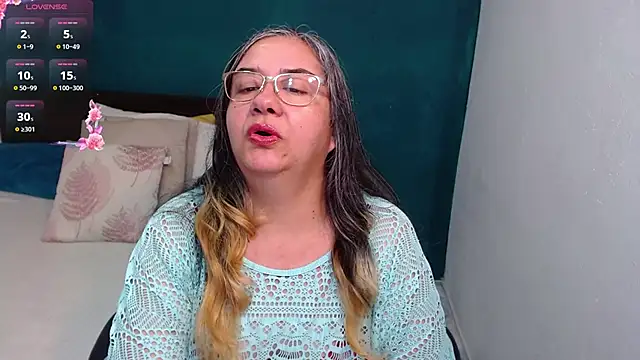 scaelettdubois online show from January 2026 02:07:01 AM