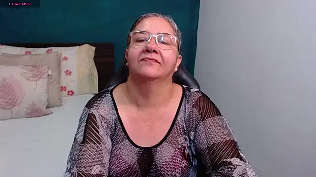 scaelettdubois online show from February 2026 01:49:02 AM