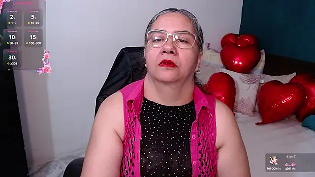 Snapshot of scaelettdubois chatting on February 2025 09:06:01 PM scaelettdubois online show from February 2025 09:06:01 PM