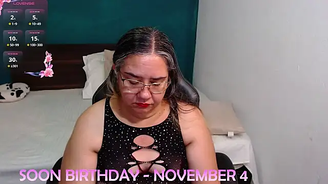 scaelettdubois online show from November 2025 10:24:01 PM