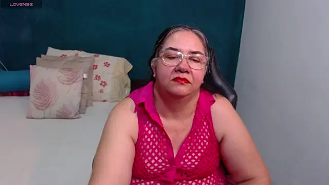 scaelettdubois online show from April 2026 01:34:02 AM