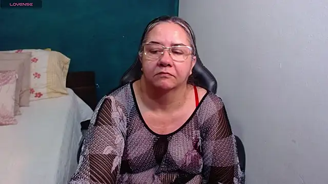 scaelettdubois online show from April 2026 01:12:01 AM