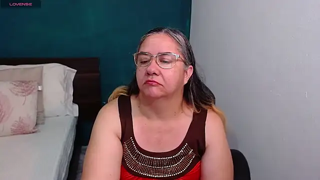 scaelettdubois online show from December 2025 09:48:02 PM