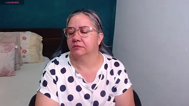 scaelettdubois online show from June 2026 09:42:01 AM