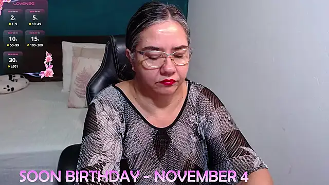 scaelettdubois online show from October 2025 11:38:02 PM