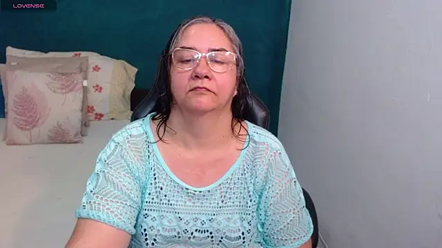 scaelettdubois online show from May 2026 02:37:02 AM