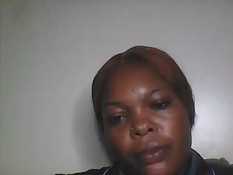 Snapshot of Naughty_Laurah chatting on November 2025 12:16:01 PM Naughty Laurah online show from November 2025 12:16:01 PM