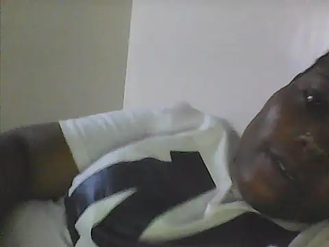 Snapshot of Naughty_Laurah chatting on December 2025 04:30:01 PM Naughty Laurah online show from December 2025 04:30:01 PM